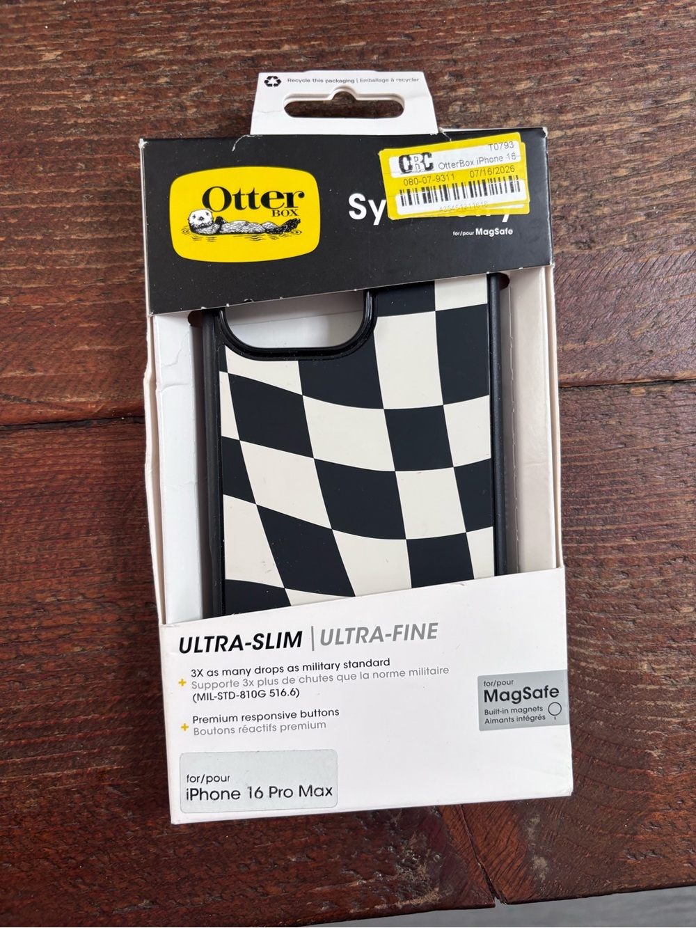 iPhone 16 Pro Max OtterBox Symmetry Series Slim MagSafe Case - Black & White NWT